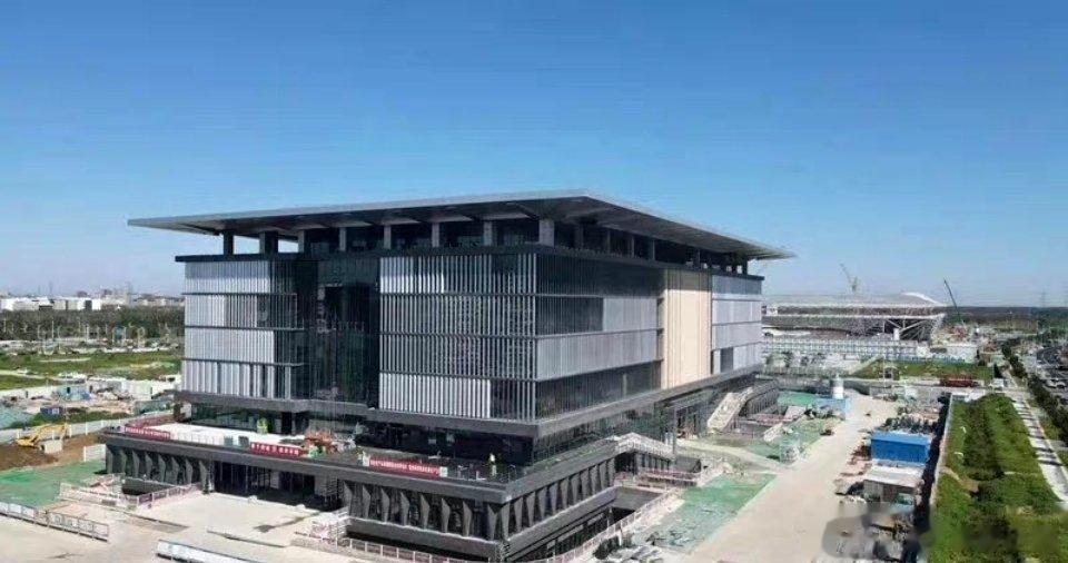 【雄安建设】雄安新区大学园图书馆进入室内装饰装修施工阶段—————————雄安新
