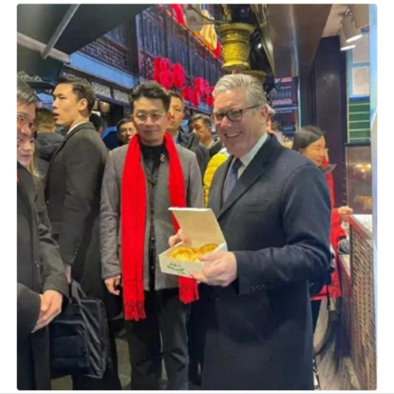 斯塔默回国表态：英国人也该学汉语，背后是实打实的需求
 
斯塔默从中国回去后便表