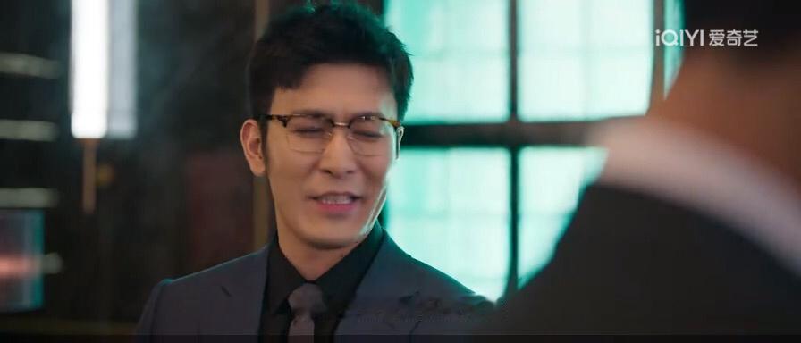 罚罪第二季徐家俊说我们都是一家人，刘天也那个眼神很可怕，意思很明显，我们是一家人