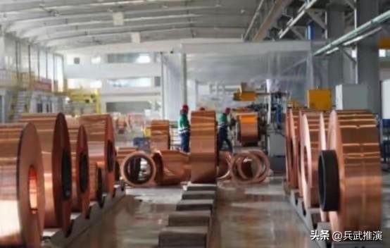 美国这次蒙了吧，美国大量囤积了铜，把铜价炒上天去了，可美国万万没料到，中国根本不