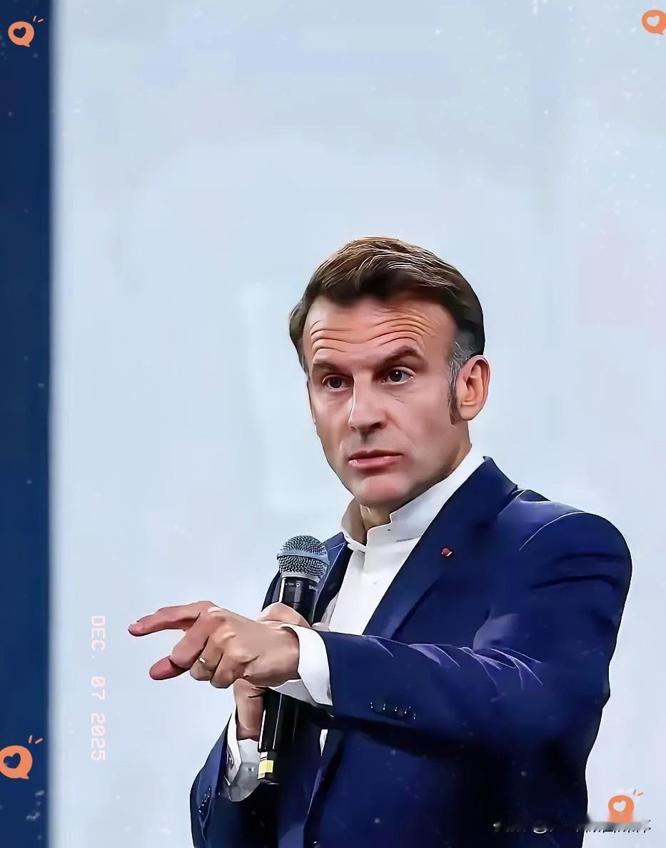 美国要变天了！
​12月05日，刚从中国回来的马克龙，立马翻脸不认账。他急匆匆站