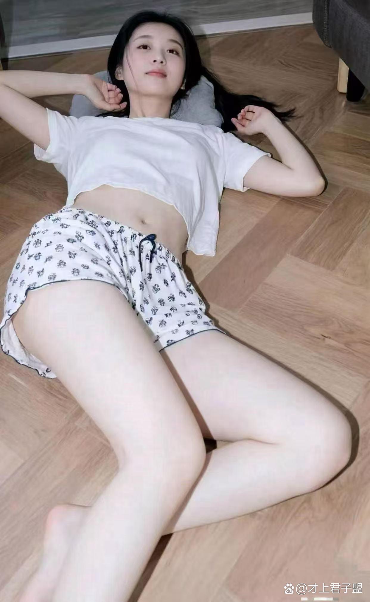 原来，最奢侈的自由，是在喧嚣中为自己留出的一平米静谧