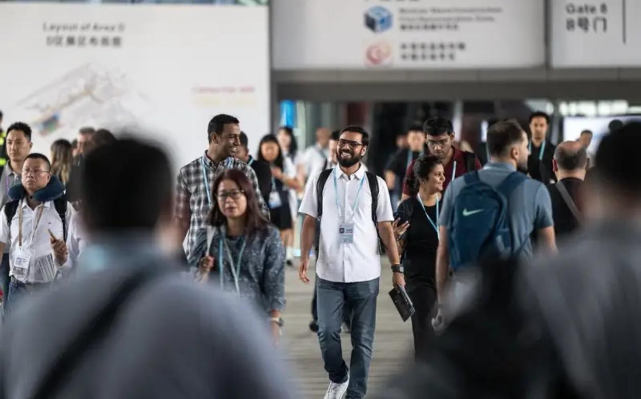 SWIFT 数据“没看见”人民币的威力

当西方人还在用SWIFT数据说人民币占