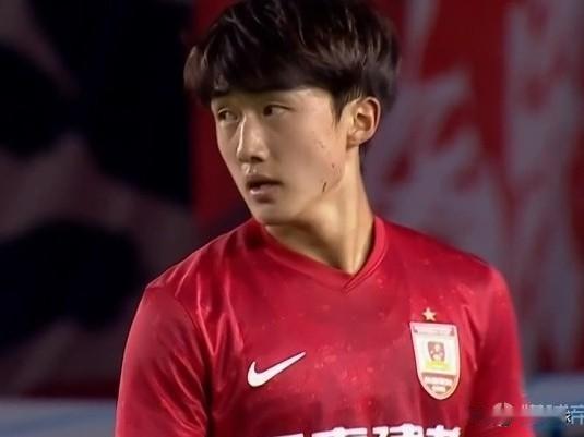 中超绯闻转会---玄智健…本赛季转会窗开启至今，深圳新鹏城的引援操作均有亮眼表现