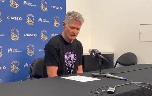 赛后科尔接受了记者采访谈到了比赛末段那次关键犯规，科尔表示：“很难想象，一场比赛