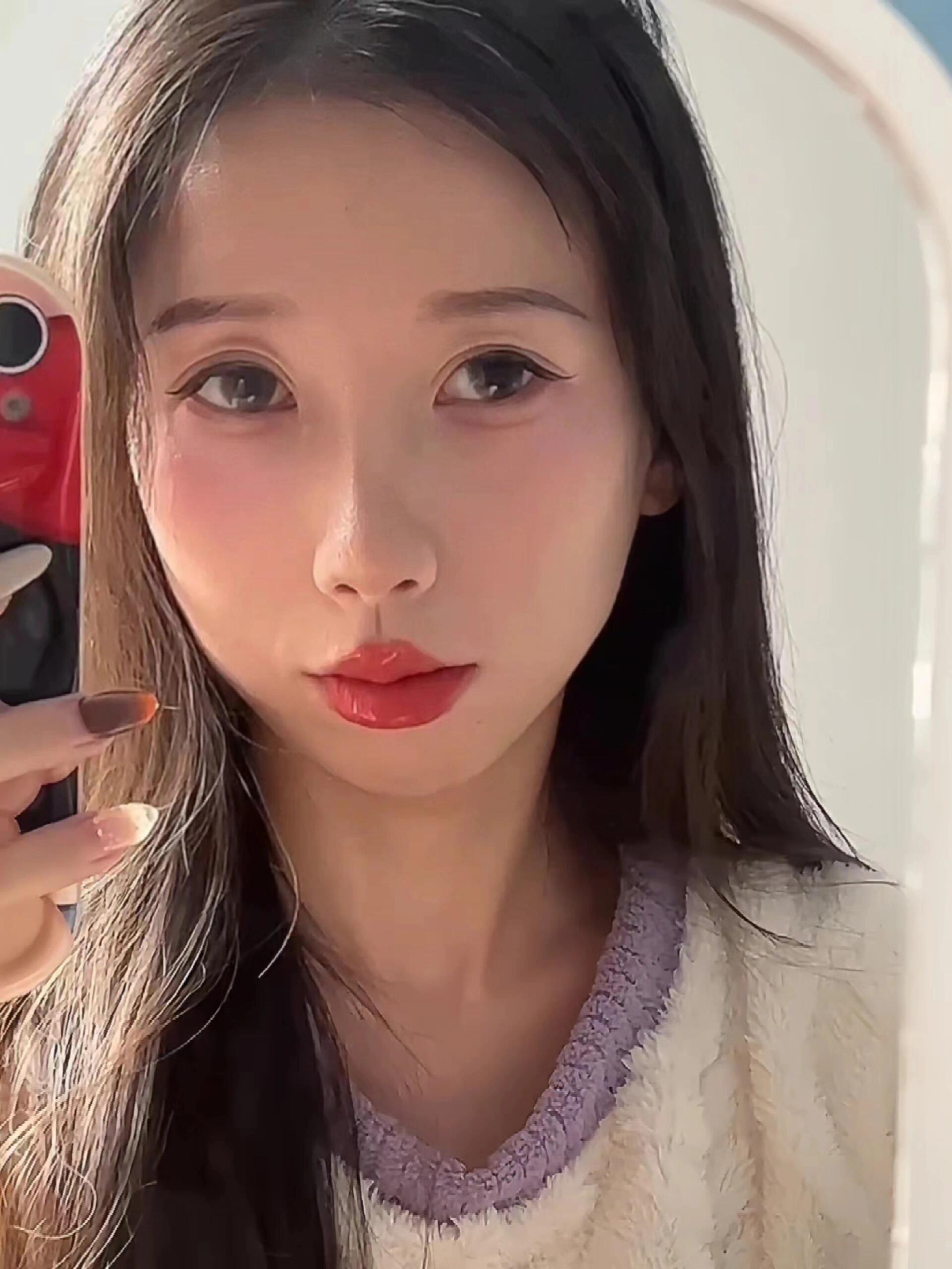 为什么原相机妆容看起来脏脏的？ ​​​