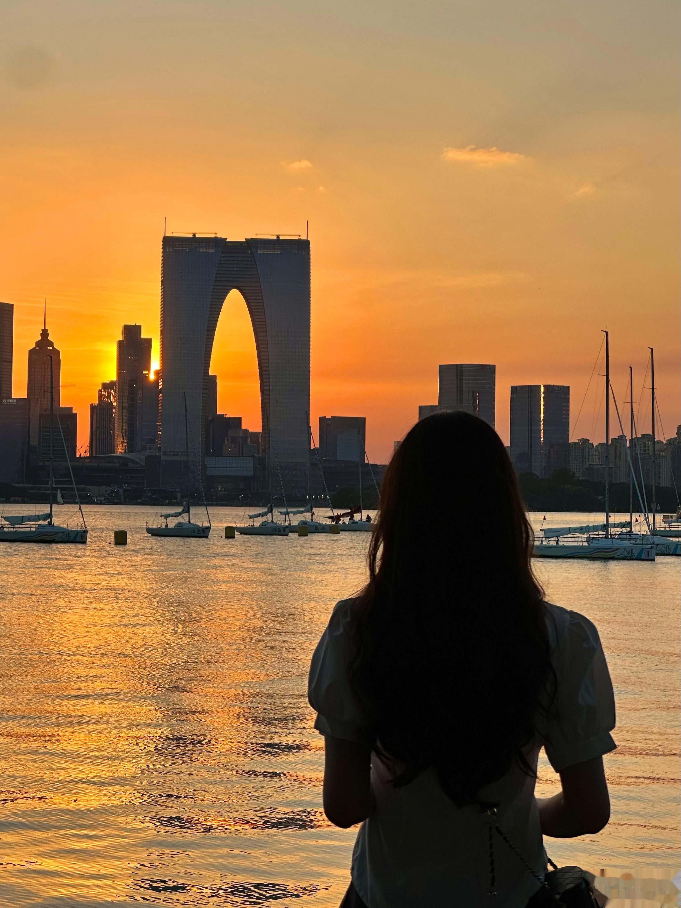 #美美的她# 夕阳下的我们  ​​​