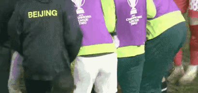 成绩越来越差，脾气越来越大[捂脸]