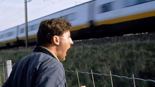 深焦电影史一声野性的嚎叫，一张从不按常理出的牌——布鲁诺•杜蒙68岁生日快乐布鲁