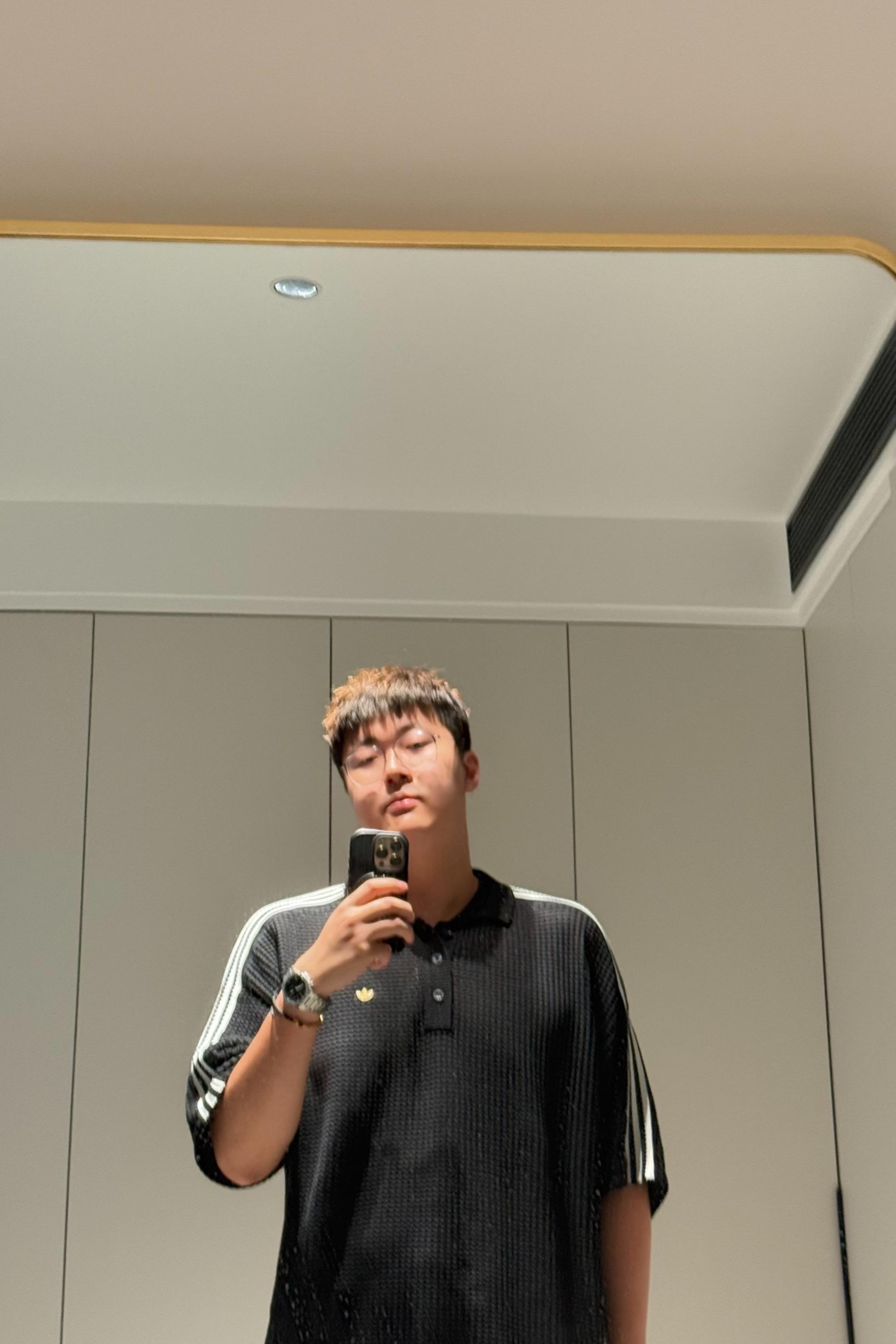命运戏弄大肥猪，甜品治愈苦命人