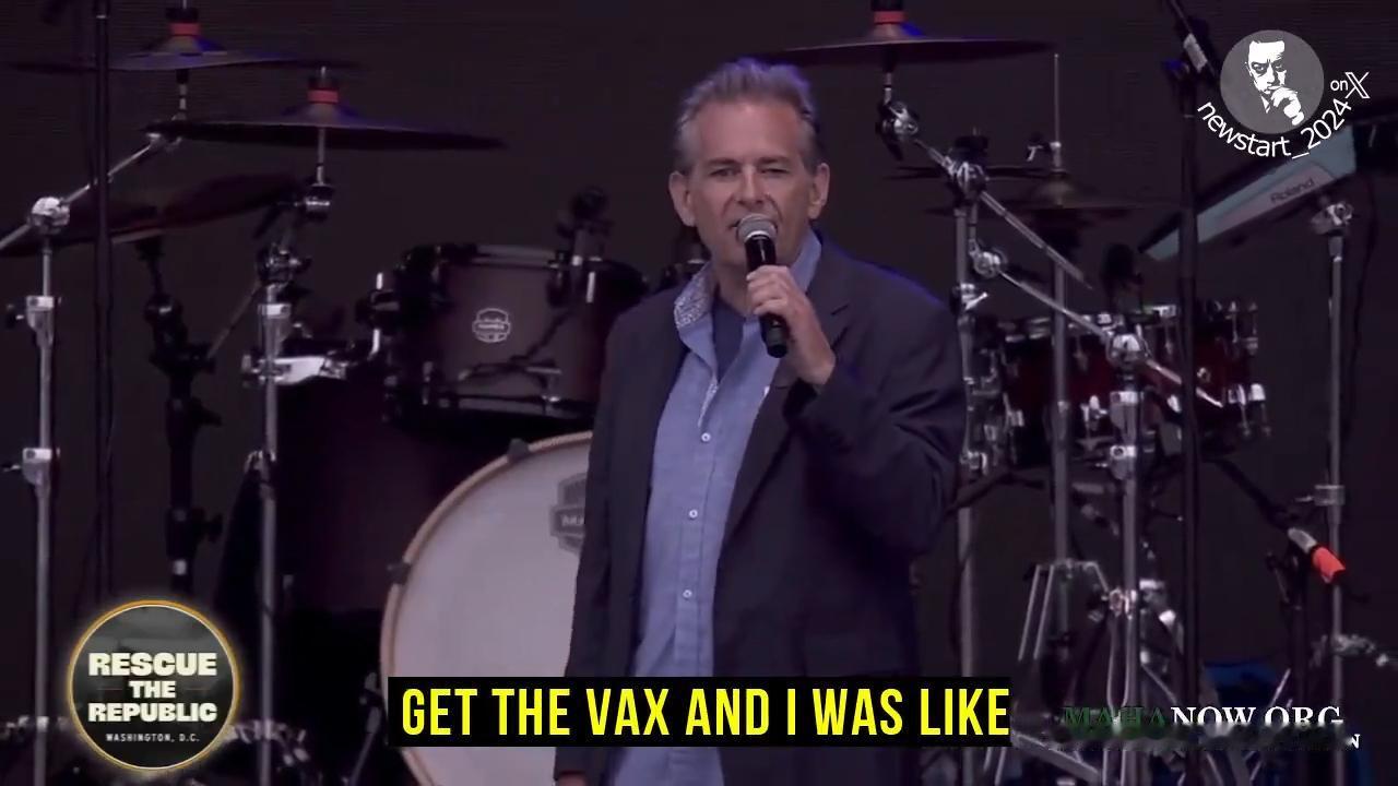 吉米·多尔：“但我当时是第一个排队接种疫苗的人，我问：‘嘿，既然我是第一个，疫苗