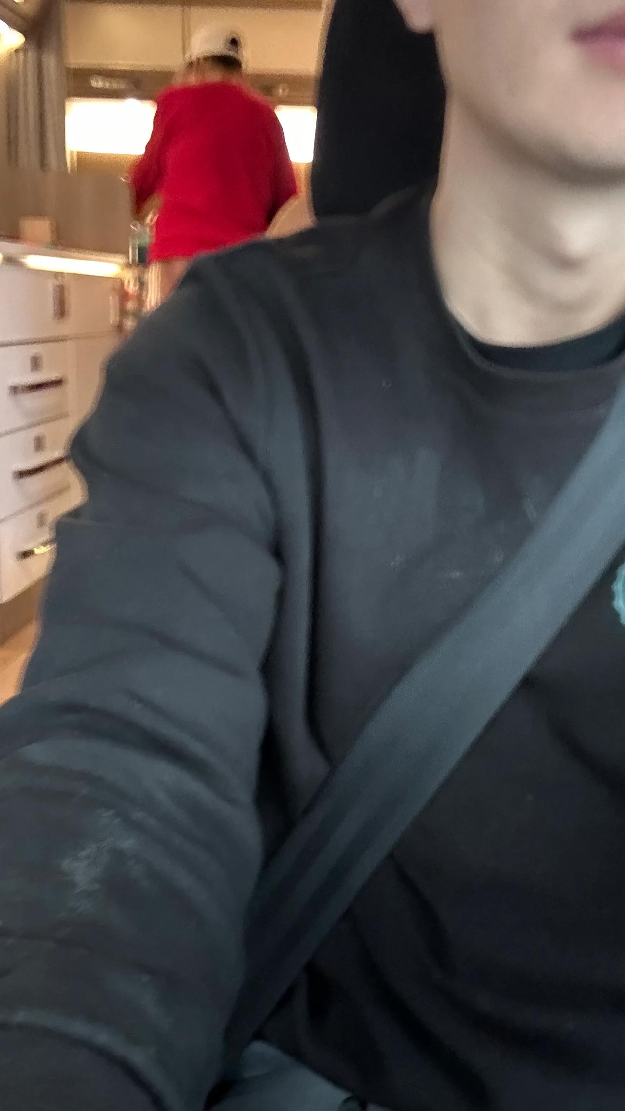 带着父母去云南过年，昨晚赶上大堵车，耽搁了几个小时。今天从山西临汾出发，目标四川