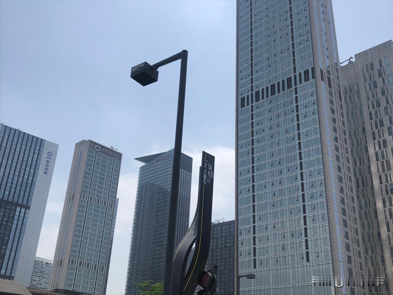 不管你承认不承认，钱到用时方恨少，

这就是中年人最扎心的真相。

要是我早知道