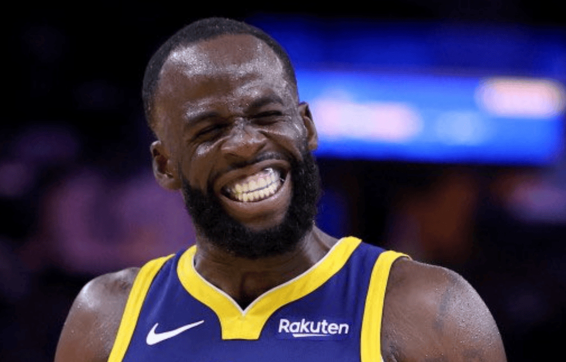 格林是不是也哭了？自己堪比二战转折点了格林对裁判判罚不满，被连续吹罚2次技术犯规