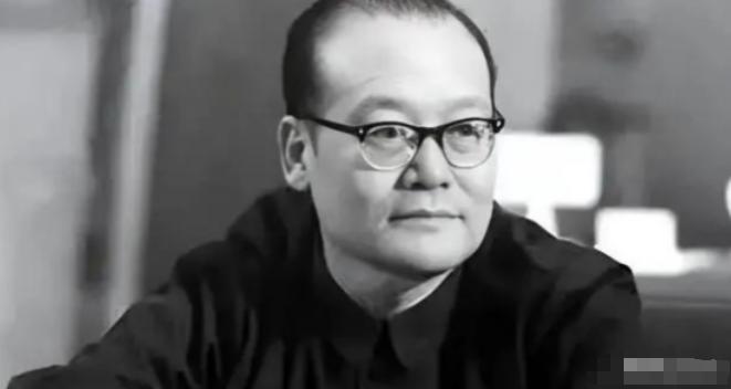 1980年，纪登奎的辞职申请获批后，他搬离了原来的住所，没想到，搬到新家后的一天