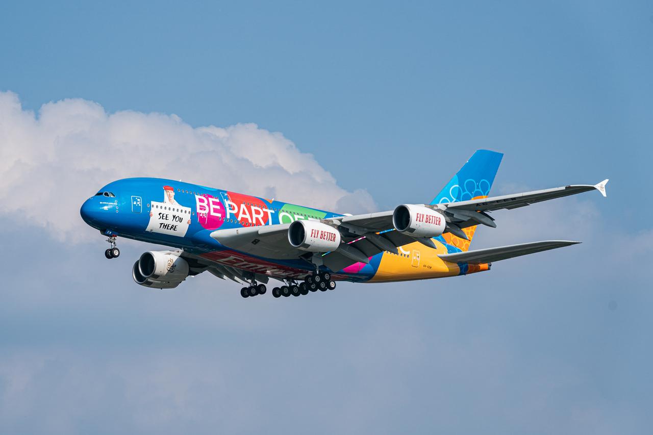 阿联酋航空A380彩绘机，最近多次光临首都机场，但是能赶上一个好天气拍到，也需要