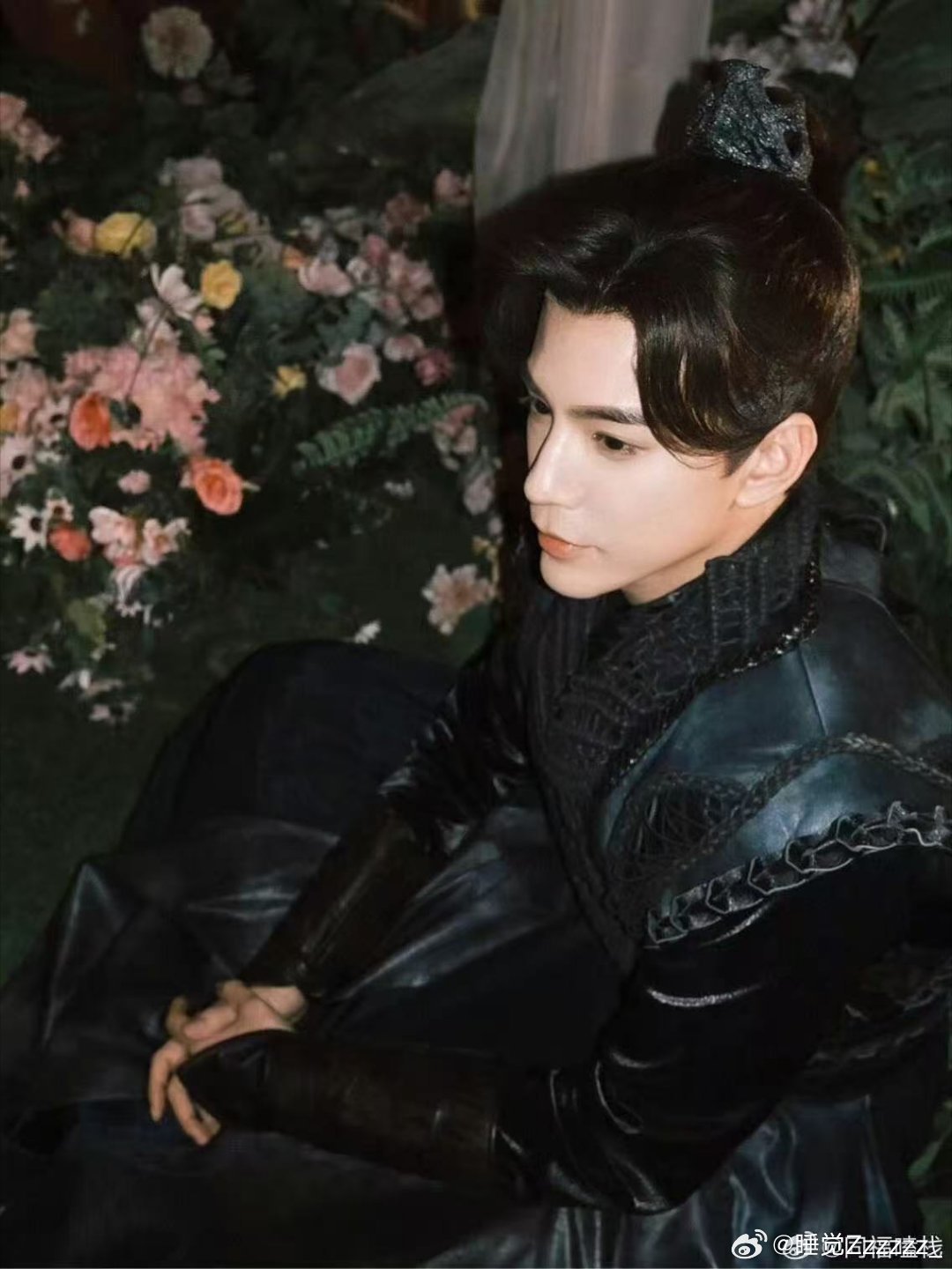 林柏叡原来是苍兰诀里的大黑龙 谁还没认出大黑龙殇阙是林柏叡演的，颜值真的很能打。