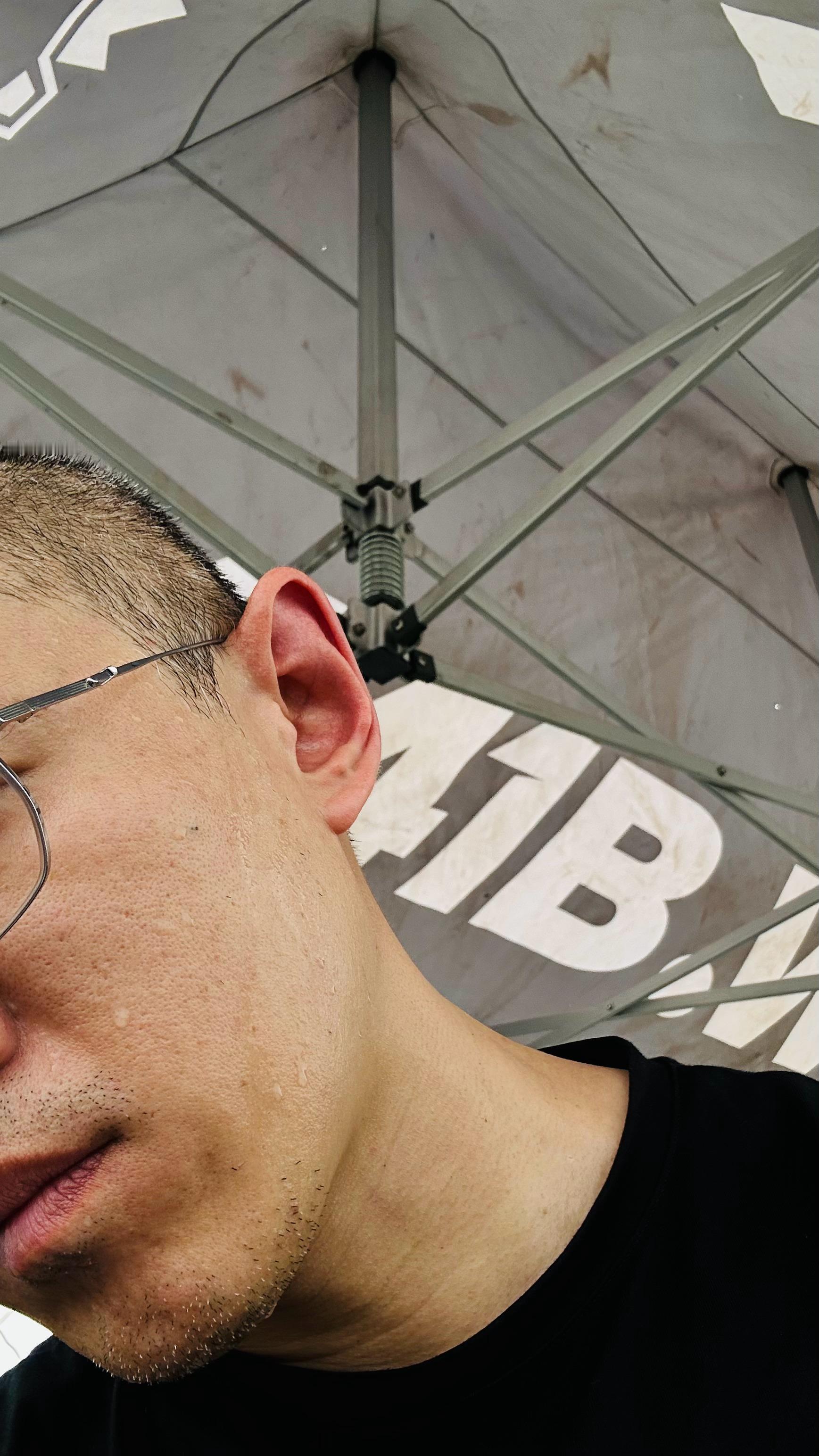 我现在像是洗了个澡一样 [允悲][允悲][允悲]明天一定要穿速干来别不正经说车 