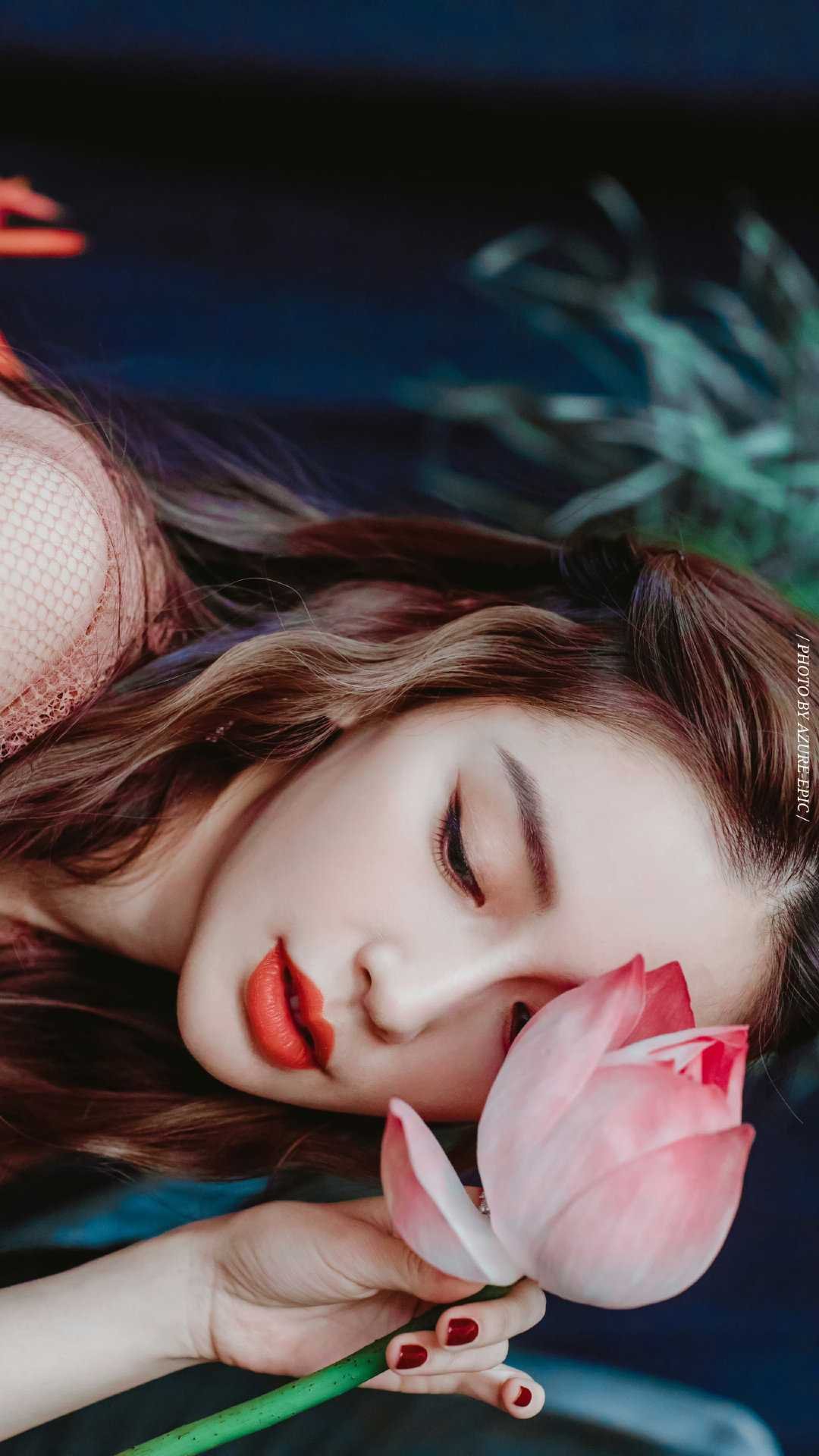 angelababy angelababy  不算狂热却足够长久，你的每一个作品