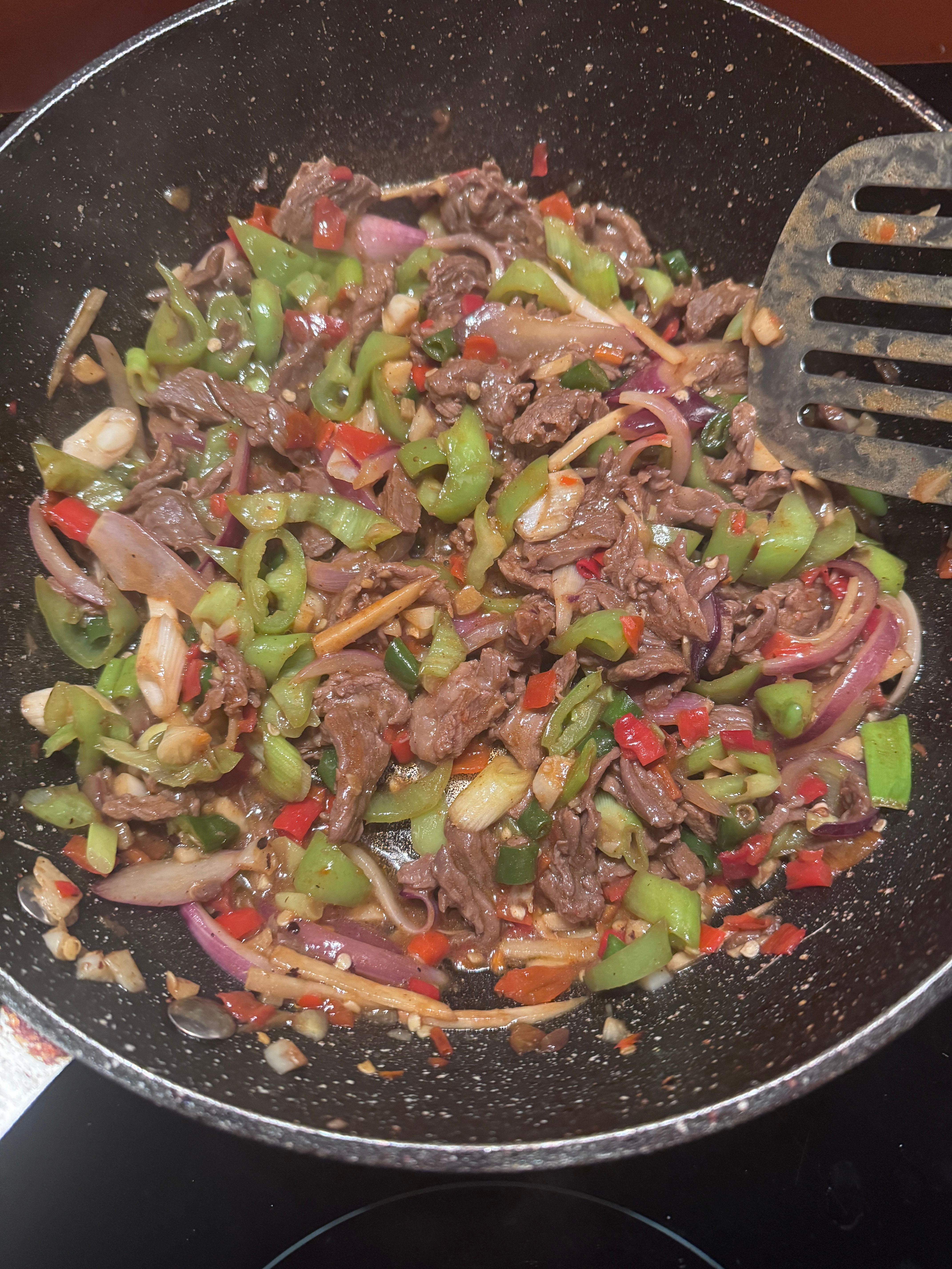 吃了好多饭 我真想不通人怎么能有天赋成这样 ​​​
