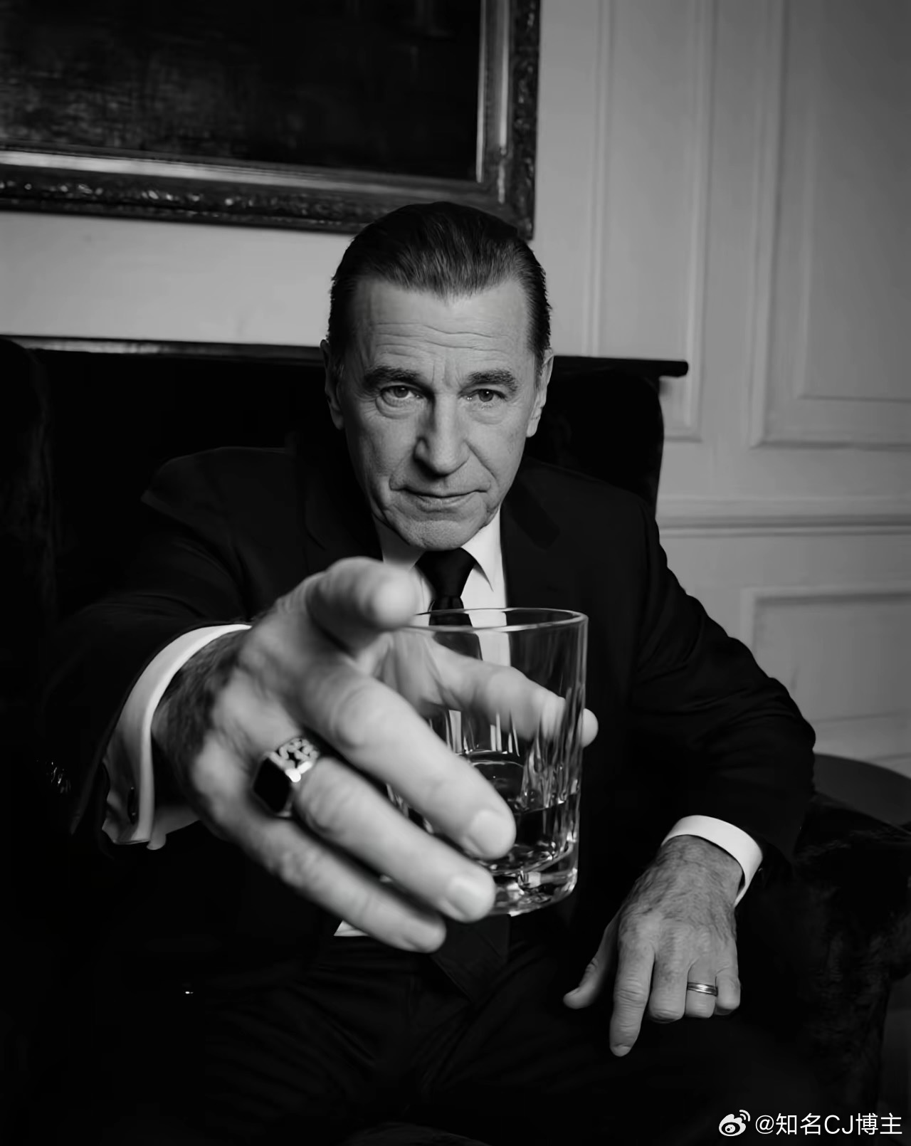 昨天抄底情况如下：有色目前➕2.58%证券➕1.25%国融…估不出来昨天没满仓，