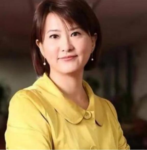 国民党“立委“王鸿薇曾在节目中威胁中国大陆，如果解放军再围台军演的话，国民党将与