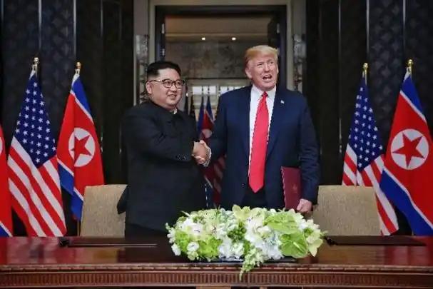 韩国总统李在明在法国G7峰会期间与特朗普举行会谈。会后李在明对外透露，特朗普向他