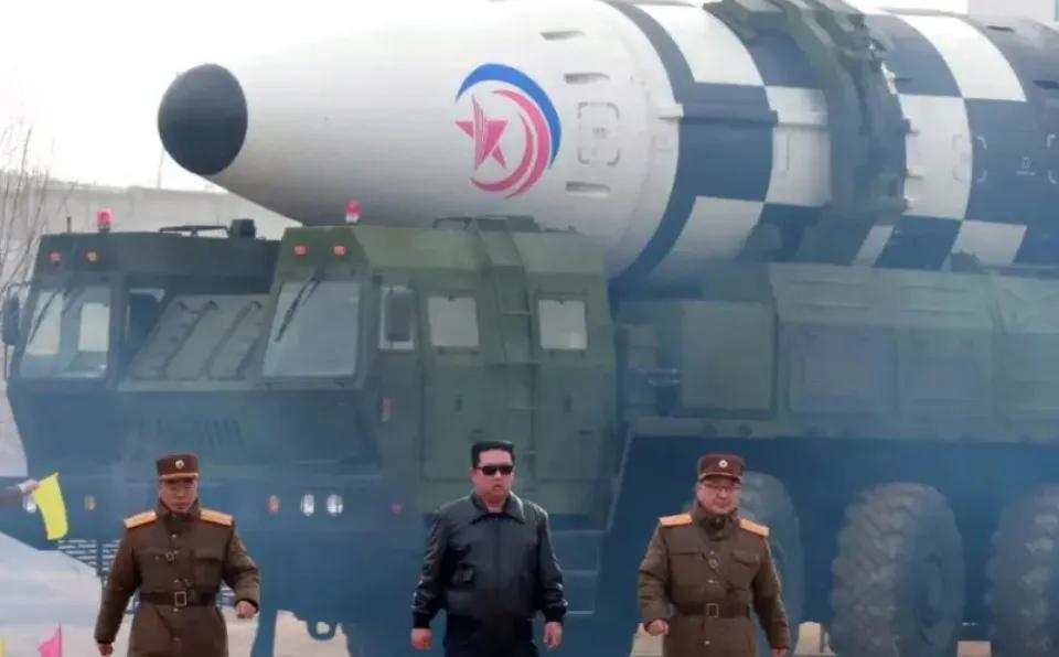 朝鲜为什么敢向日本海域发射导弹？对于日本来说，可能最头疼的国家莫过于朝鲜了，最不