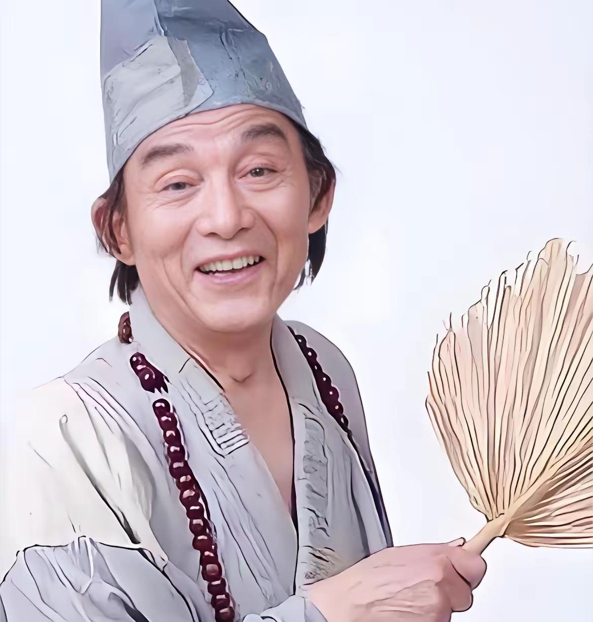 游本昌的家庭成员
妻子，杨惠华，天津人。两人于1964年2月29日结婚，婚后因工