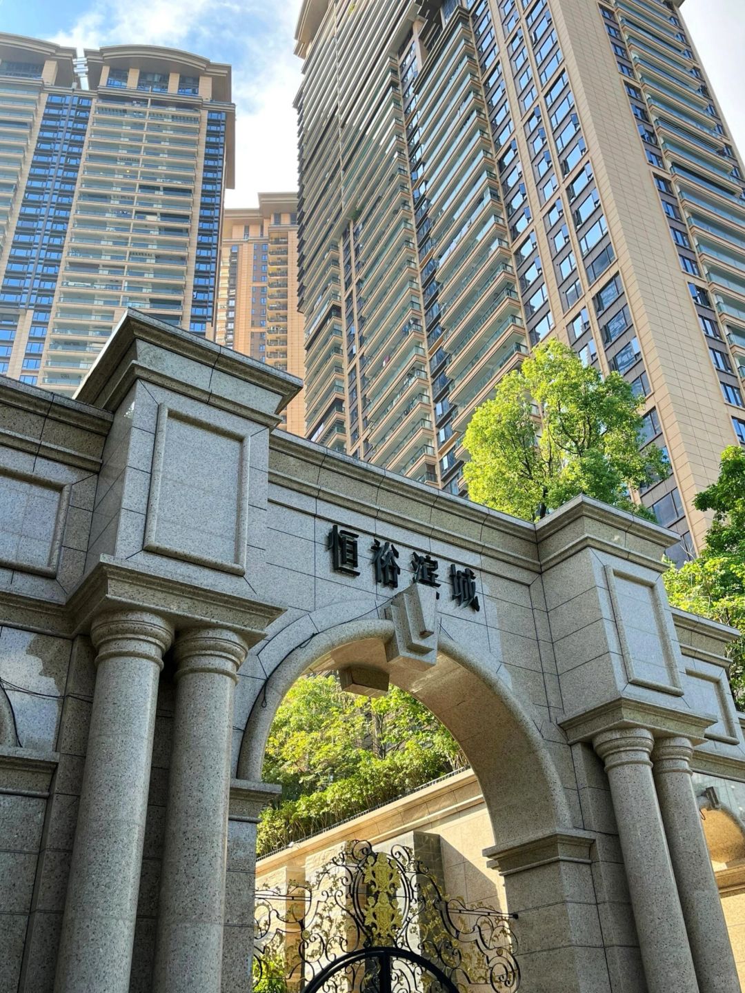 恒裕滨城二期 深圳湾大哥也顶不住了