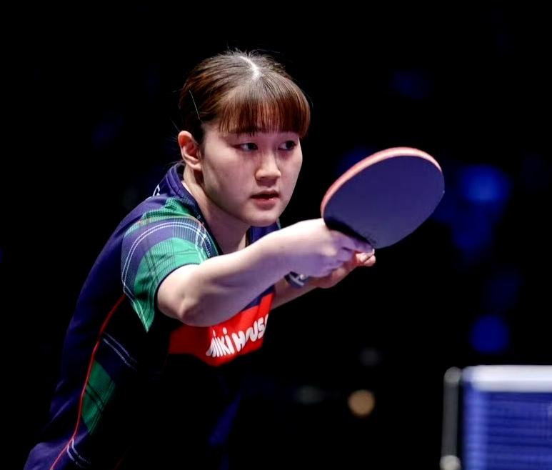 大藤沙月在WTT太原挑战赛上夺冠，是因为在关键赛程上遇到了两位削球队友，如果是换