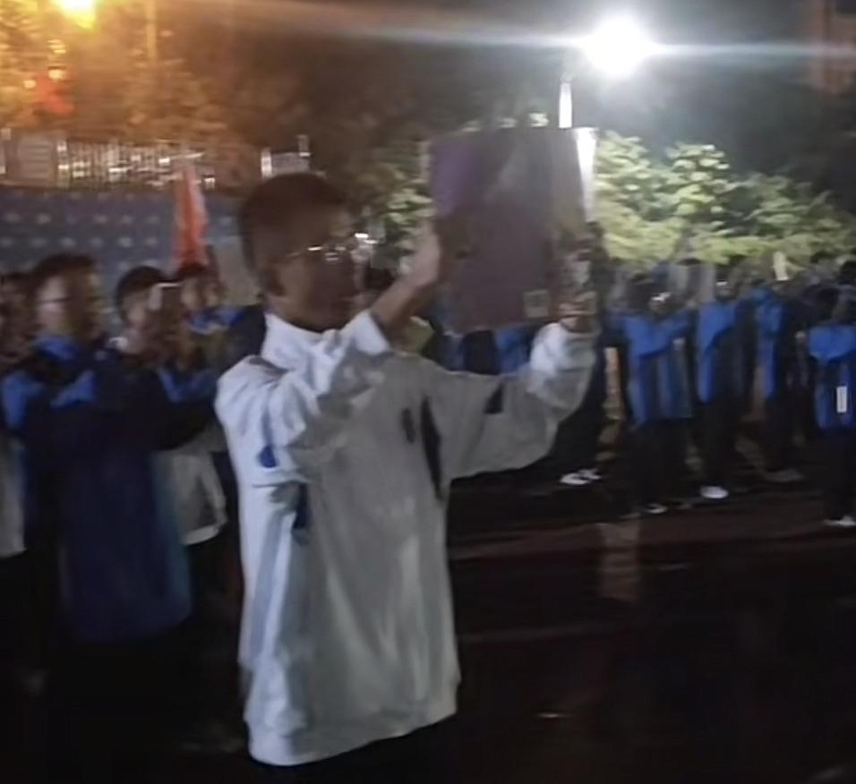 多地取消统一早读，对孩子来说究竟是不是一件好事？
就在3月26日媒体披露，从今年