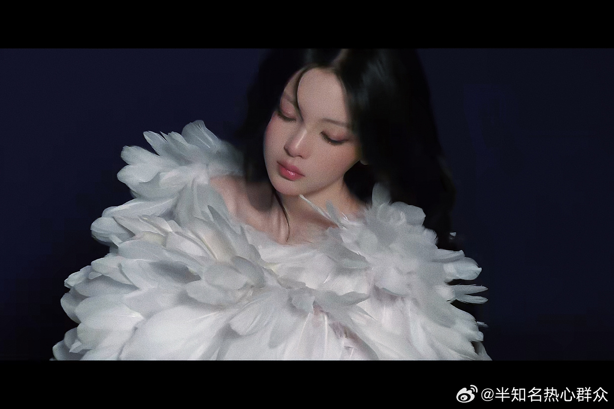 白鹤仙子🧚♀️游玩人间 