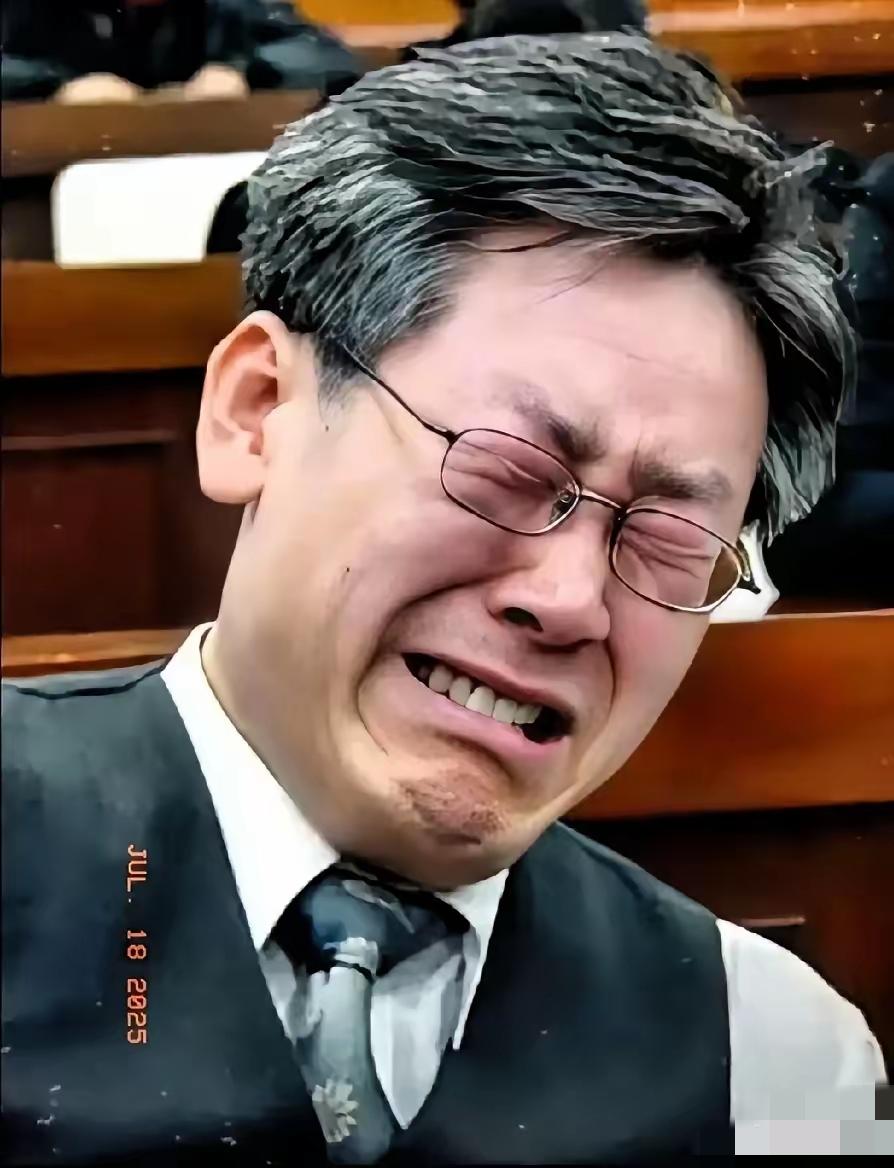 韩国传来消息！
4月21日，韩国外交部公开表态，对日本首相高市早苗向靖国神社供奉