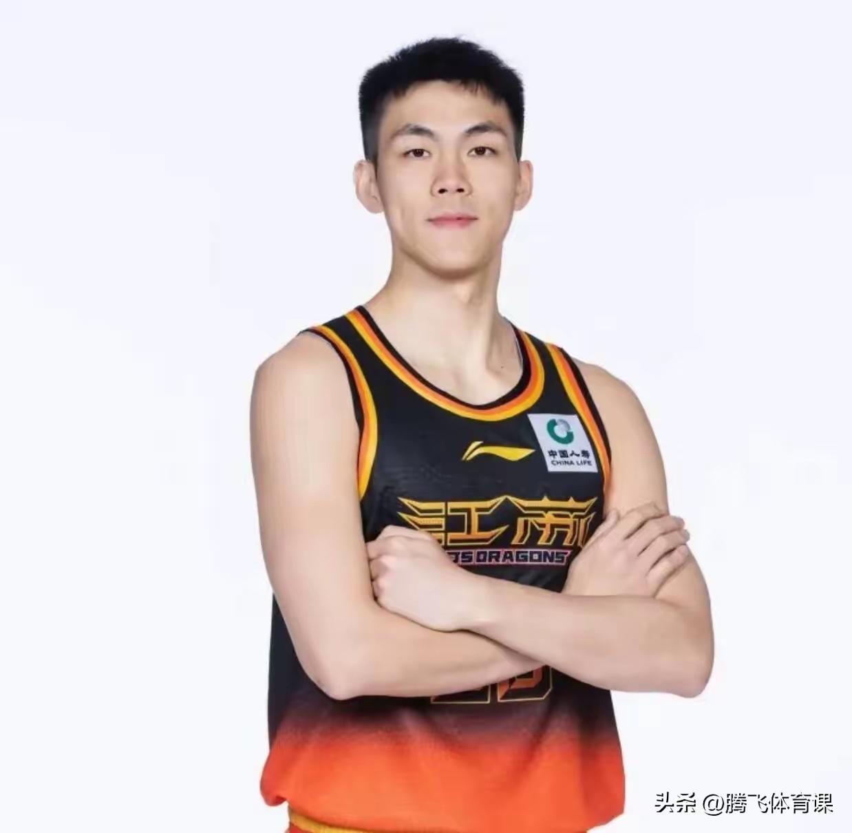 今晚，CBA有8场比赛，为什么最大看点在山东对阵江苏？

今晚，CBA有8场比赛