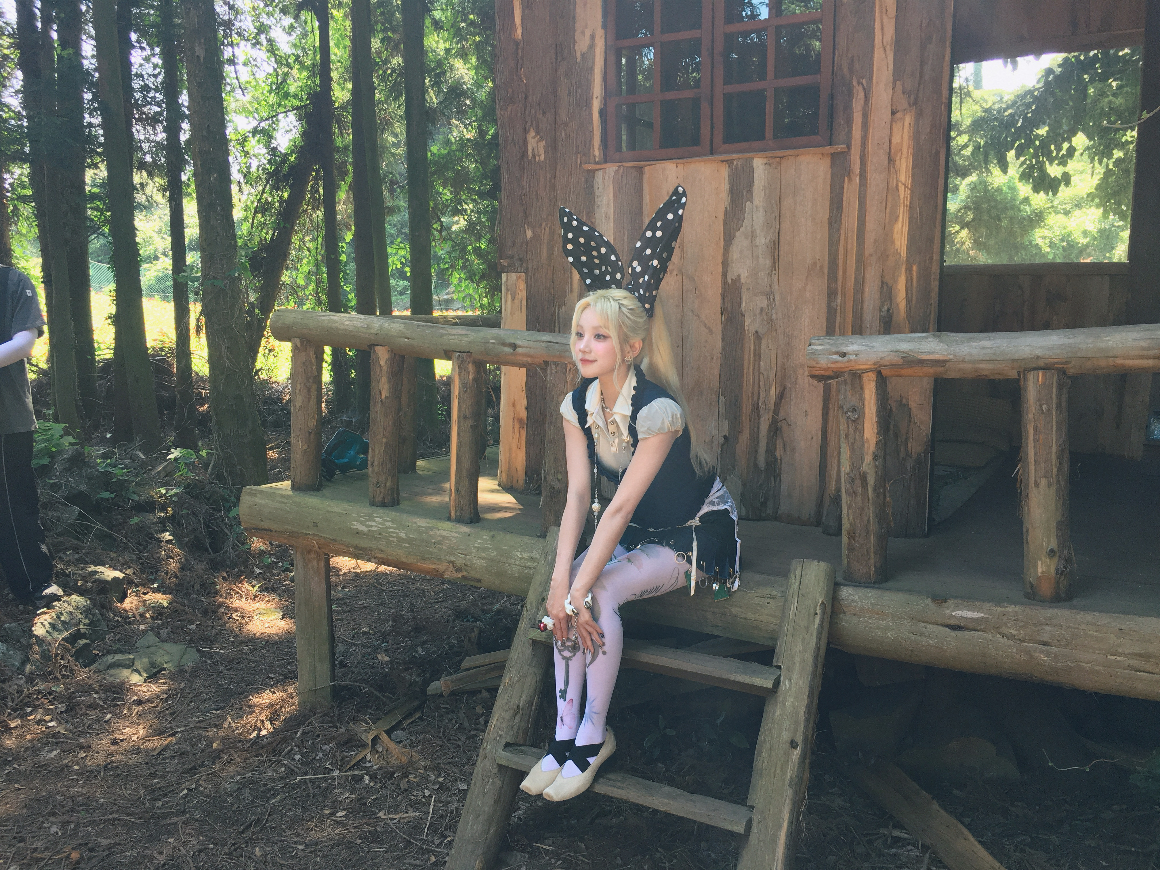 宋雨琦红裙复仇摇好辣宋雨琦  在复制粘贴的时代，你是手写的诗