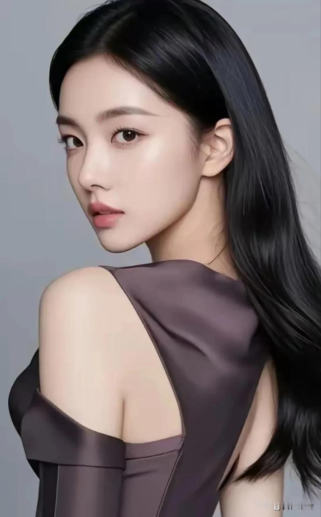 下联：春花初绽百草香。
(致谢网图，侵权立删)