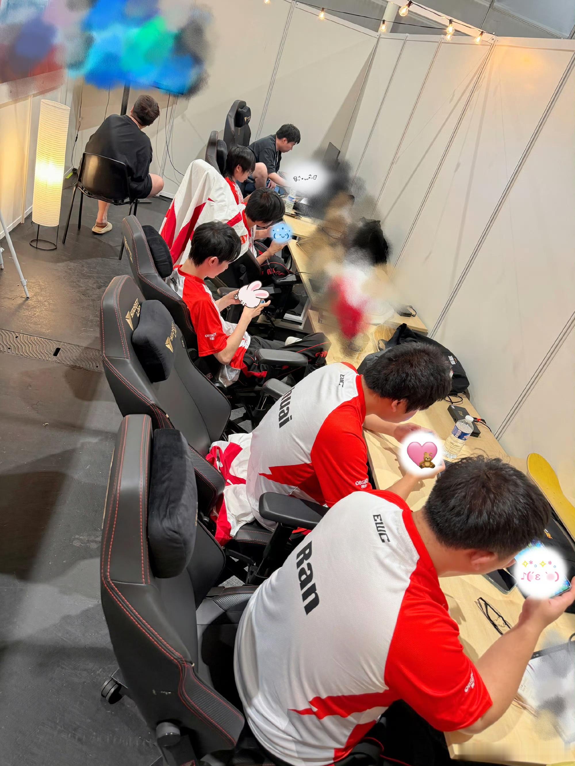 AG超玩会EWC首发阵容AG巴黎世俱杯首发确定，完整阵容全员就位，带着KPL赛区