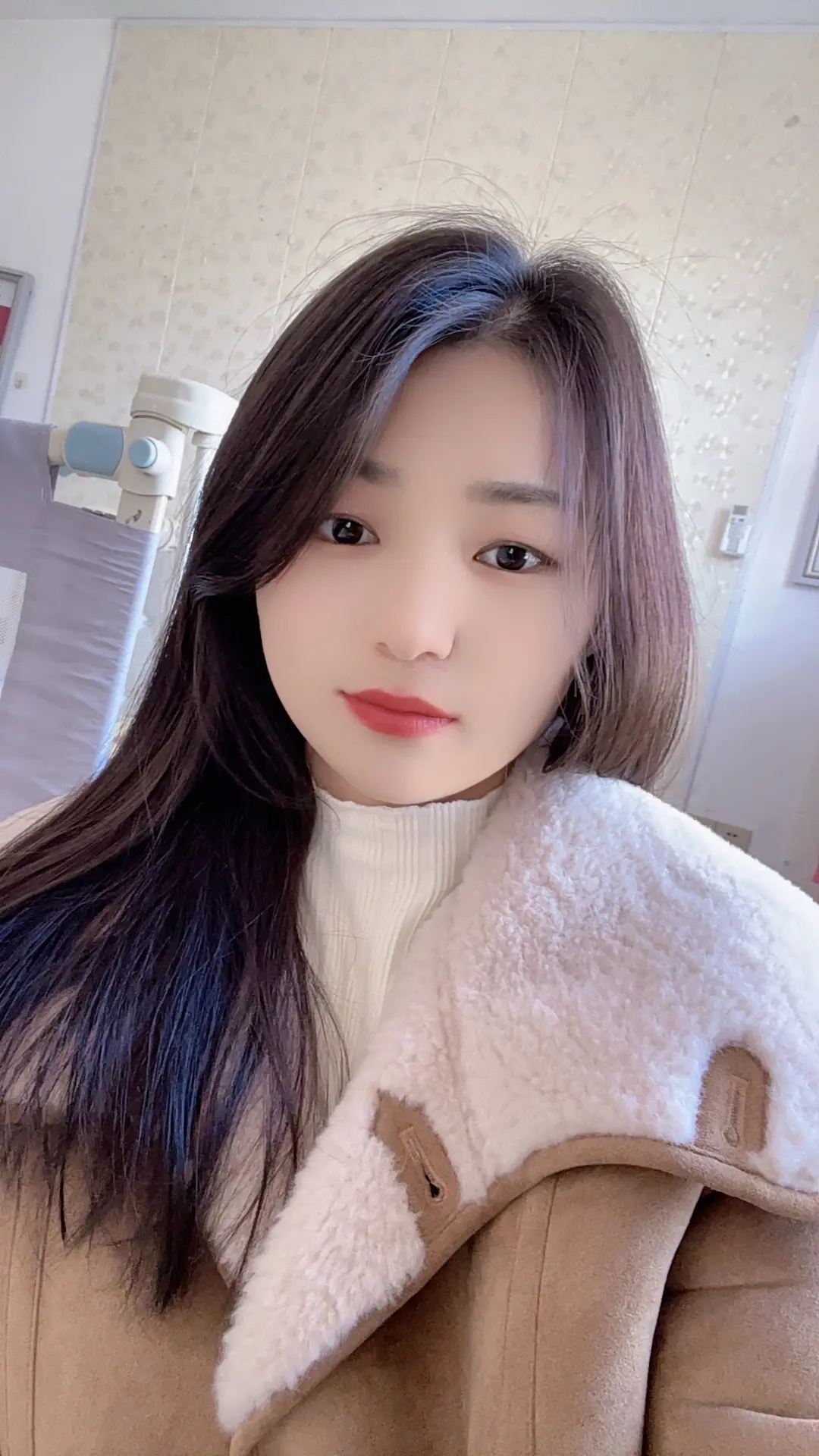 今天收藏了一句话：“爱意出现，大部分是因为女方漂亮，爱意延续大部分是因...