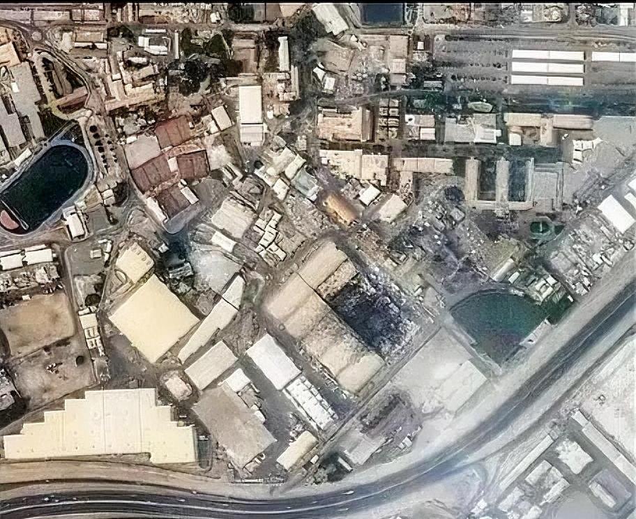 俄军事专家曝内幕：伊朗精准打击致美第五舰队失能，美军被迫暂停战区行动！美国防空神