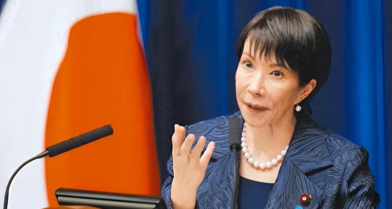 日本现在只有两个选择。要么把高市早苗搞下去重头再来，就像韩国那边搞尹锡悦一样。要