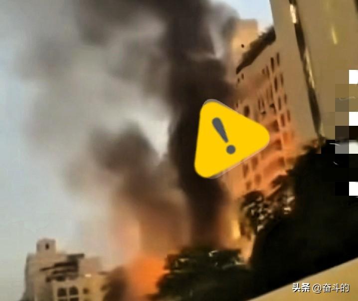 同样滞留阿联酋，阿布扎比免费吃住，迪拜却要自费？太双标了！
 
中东局势突变，迪