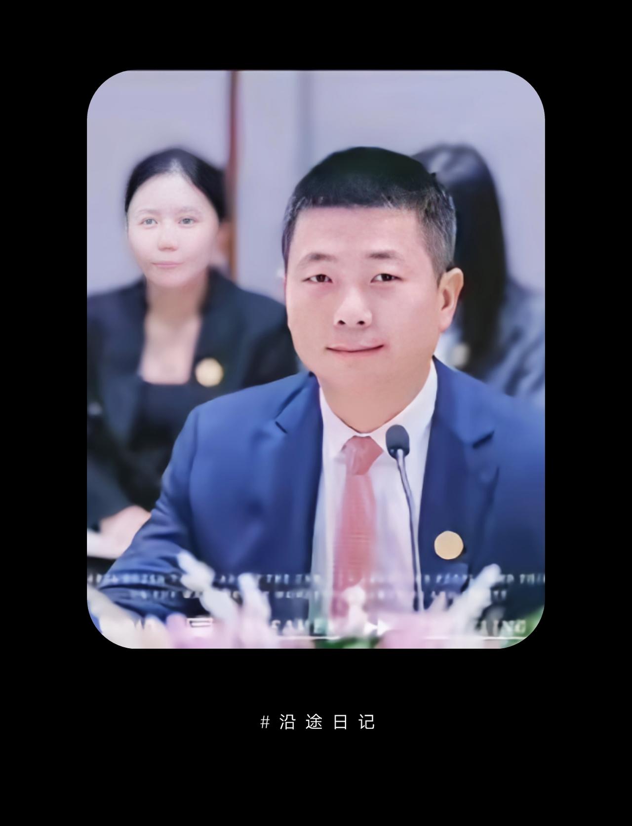 徽剑折于刘忍——自媒体人之痛😡

自 持笔锋斥诈烟，
媒 声敢破暗幕边。
体 