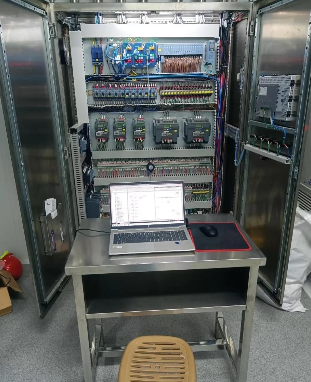 有没什么办法专门白嫖外面写程序的高手给我免费写程序，厂里开支很紧张，真的请不起1