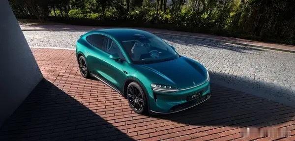 汽车[超话]  智界发布R7/新S7购置税补贴延期公告 延期至12月1日 ​​​