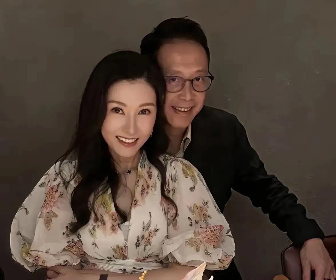 令人瞬间清醒的一段话：“女人上了一定的岁数，见过足够多的男人，你就会发现，男人在