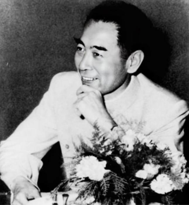 [微风]1951年彭德怀要在朝鲜枪毙周恩来总理的女婿，总理得知后，急忙给彭德怀发