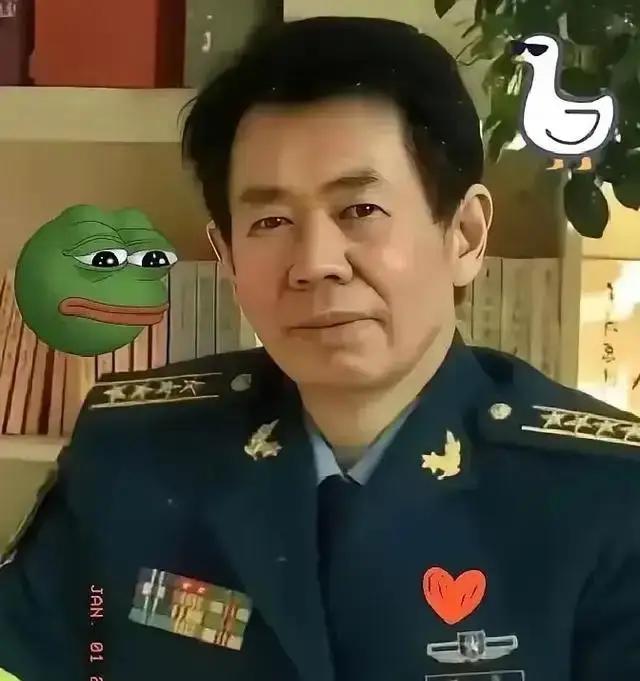 戴旭说：现在网络上常常吹嘘我军装备如何厉害，如何厉害，但实际上对手并不怕这些宣传