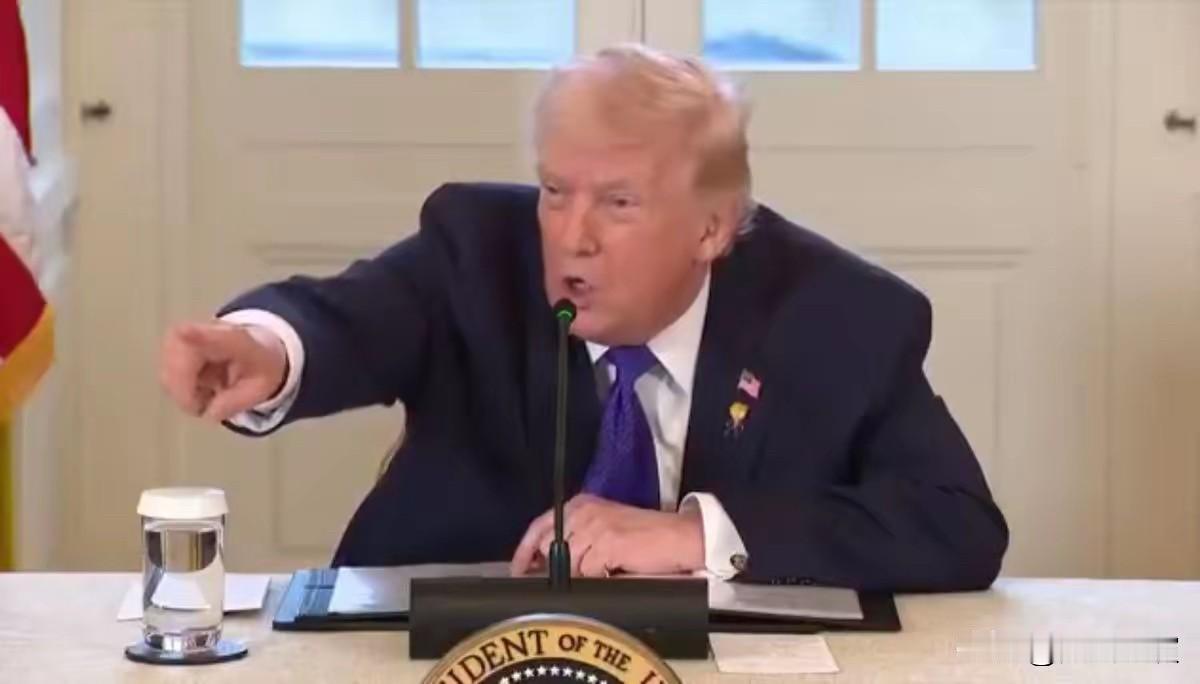 特朗普首次回应“抓捕普京”：没必要，因为我们关系好

特朗普这波回应太让人意外了