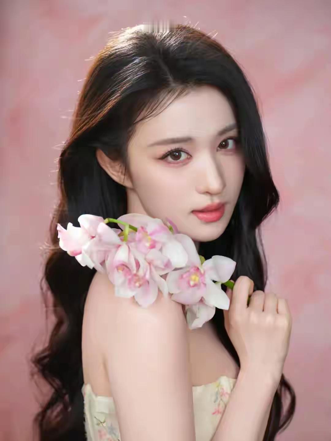 王楚然方发律师声明！否认耍大牌不敬业传闻，强硬表态追责到底绝不姑息
 
5月9日